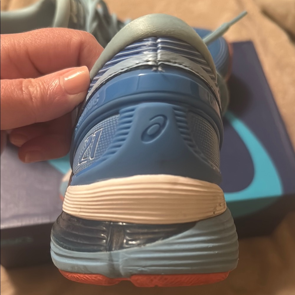Asics Blue and Orange Athletic Shoes Modern Performance - Picture 4 of 6